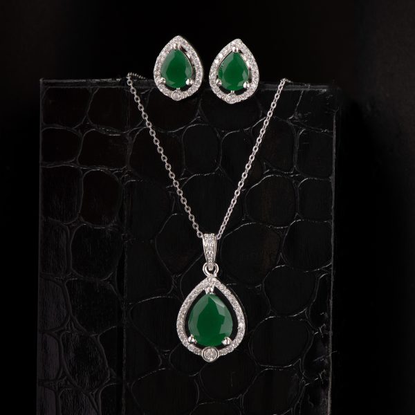 Emerald Drop Pendant Set