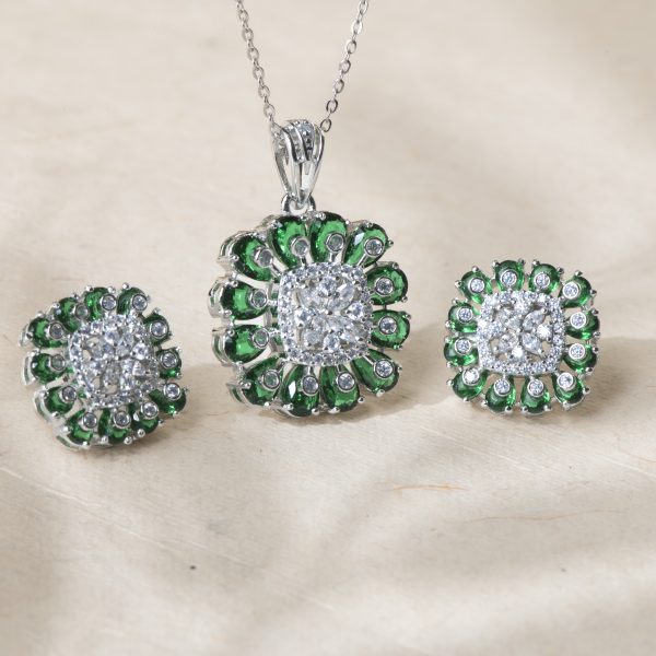 Green Emerald Pendant Set