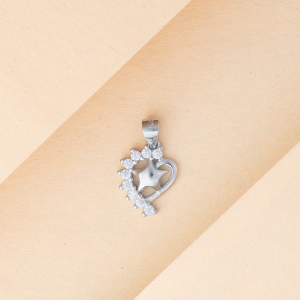 Arctic Ocean Heart Charmer