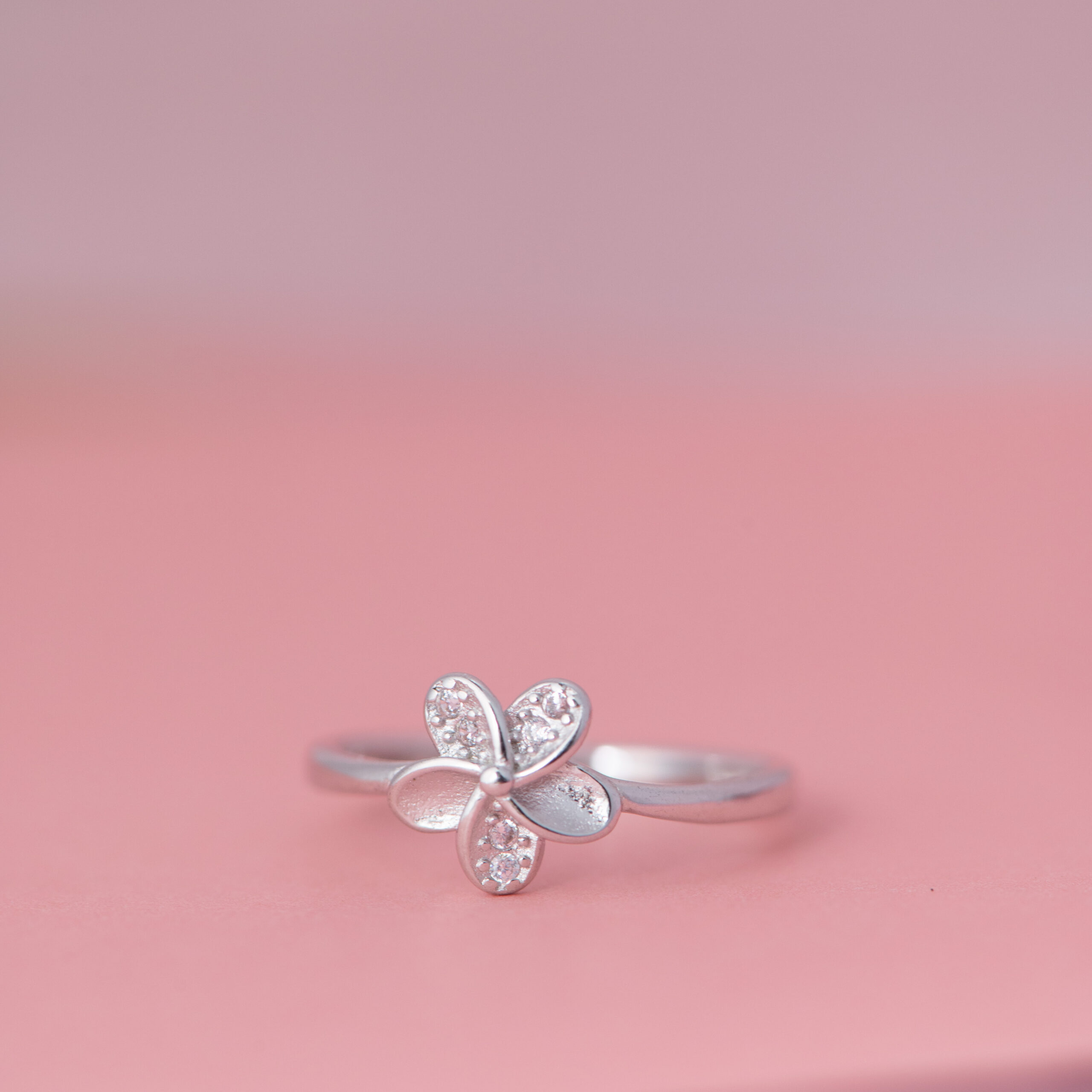 Baby Petals Silver Ring