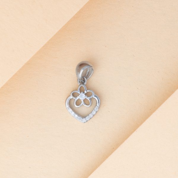 Blooming Love Heart Charmer