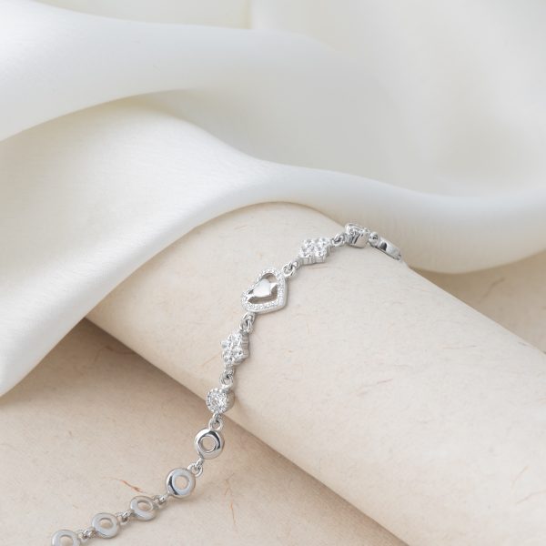 Crystal Heart Trail Bracelet