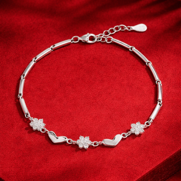 Heart Blossom Chain Bracelet