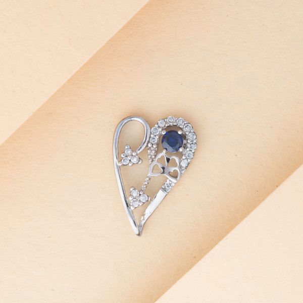 Heaven on Earth Sapphire Charmer