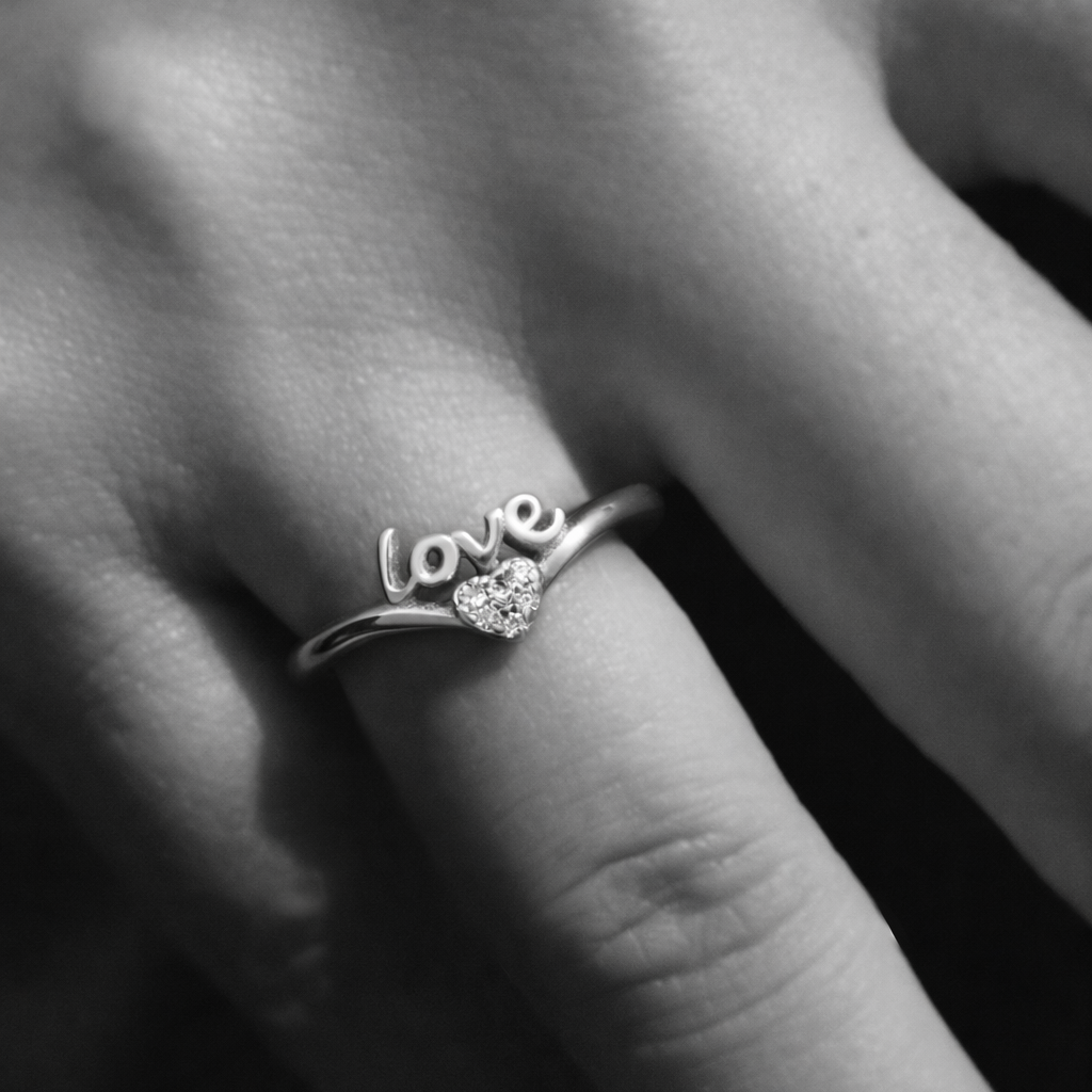 Love ring - cg 1