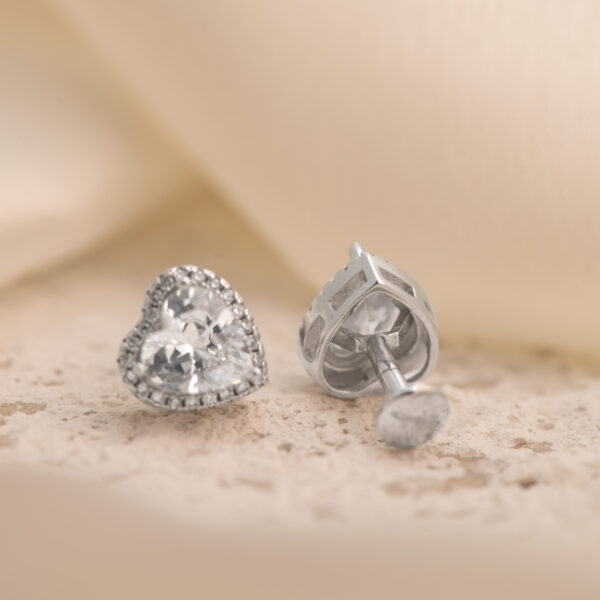 Lover's Paradise - Diamond Heart Studs