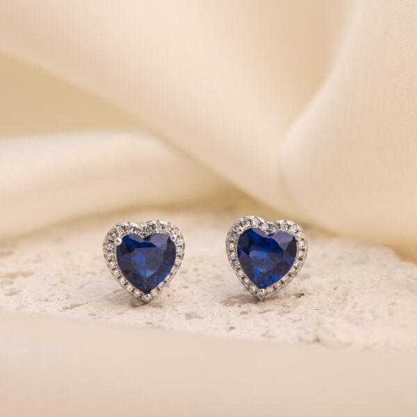Lover's Paradise - Royal Blue Heart Studs