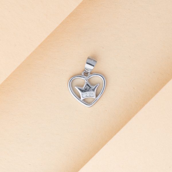 Queen of Hearts Charmer