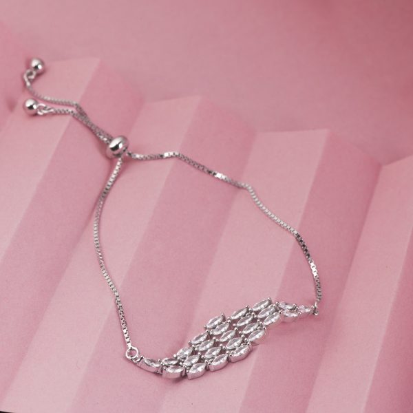 Radiant Leaf Bar Bracelet