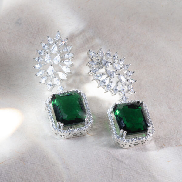 Regal Emerald Cascade Drop Earrings