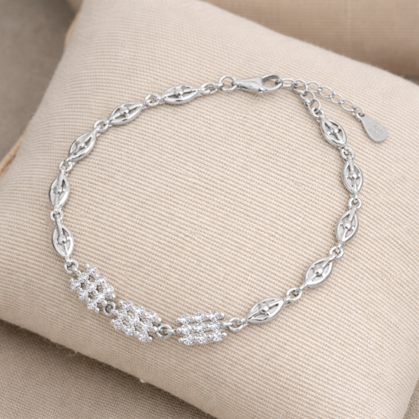 Shimmer Petal Chain Bracelet