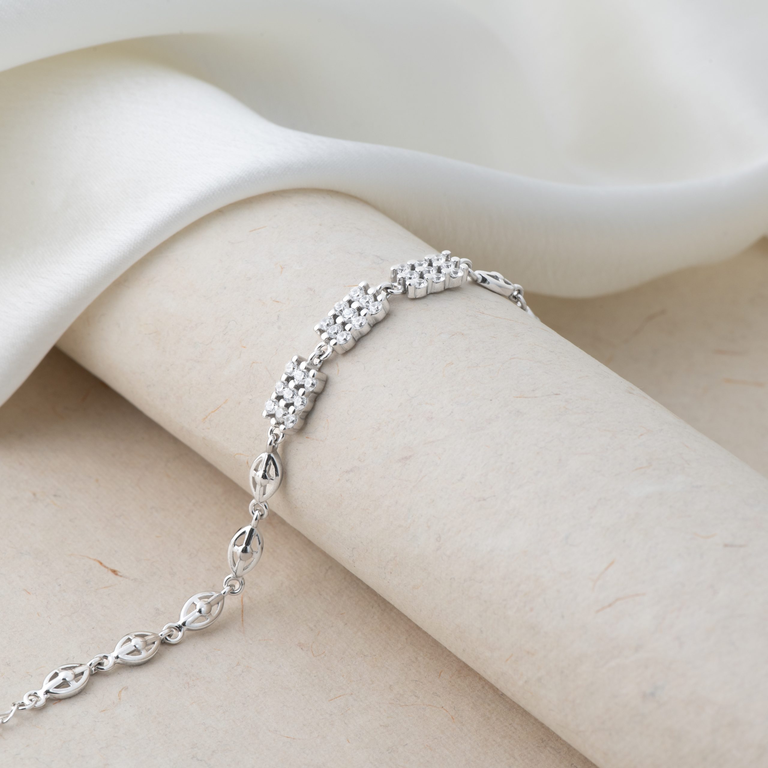 Shimmer Petal Chain Bracelet