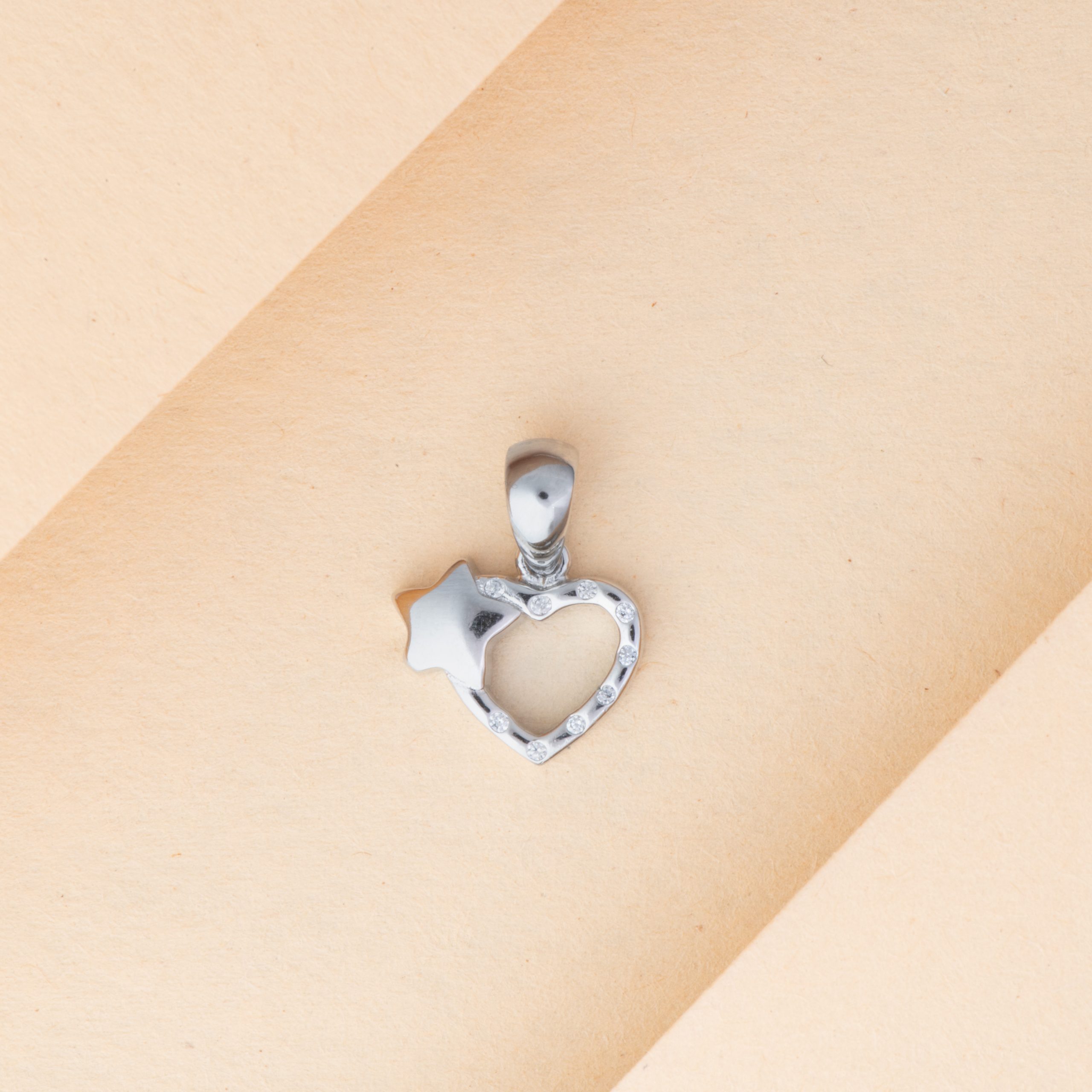 Starry Nights Heart Charmer