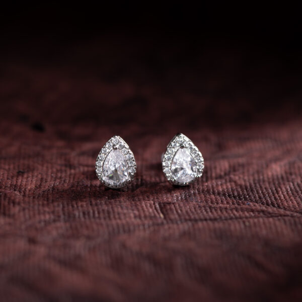 Teardrop Halo Diamond Glow Studs